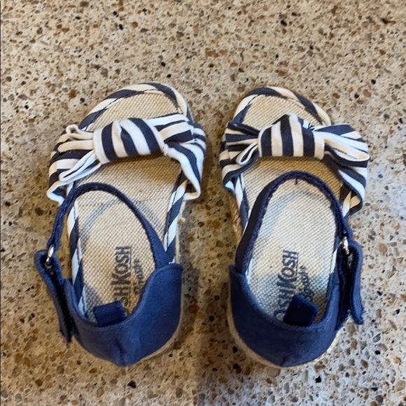 OshKosh B’Gosh Baby Wedge Nautical Sandals - Picture 5 of 5